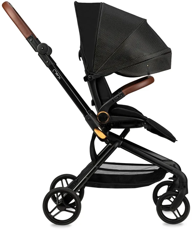 Прогулянкова коляска MoMi ADELLE black and gold